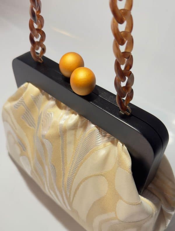 bolsos hechos a mano sula and frida boquailla de madera Leon