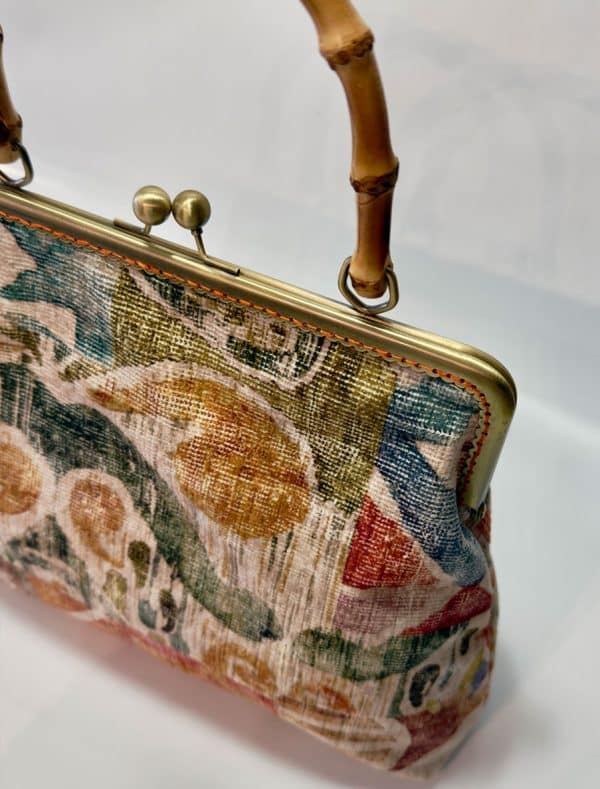 bolsos hechos a mano sula and frida boquilla de metal con asa de bambú Asturias