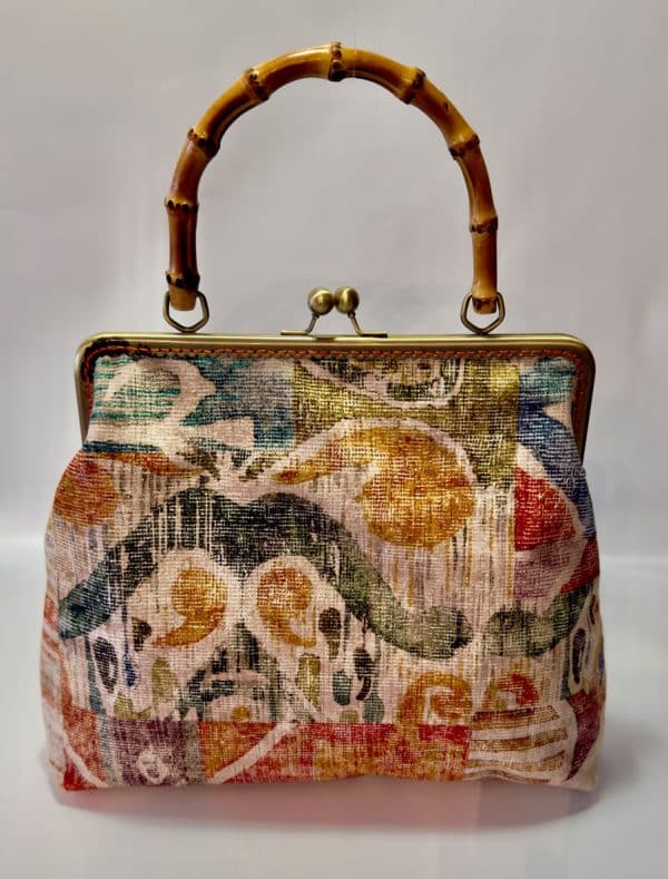 bolsos hechos a mano sula and frida boquilla de metal con asa de bambú Asturias