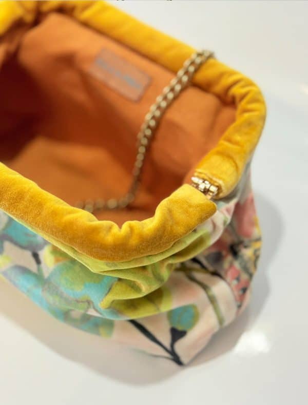 bolsos hechos a mano sula and frida boquilla tubular Saigon